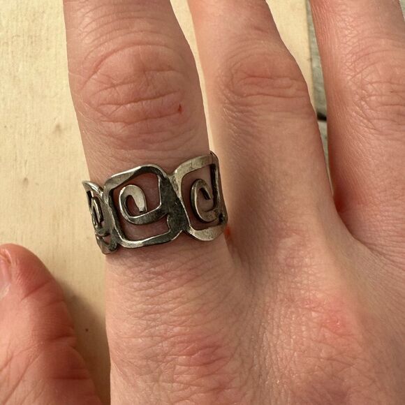 Vintage Artesian Scroll Fully Adjustable Ring - Picture 1 of 8
